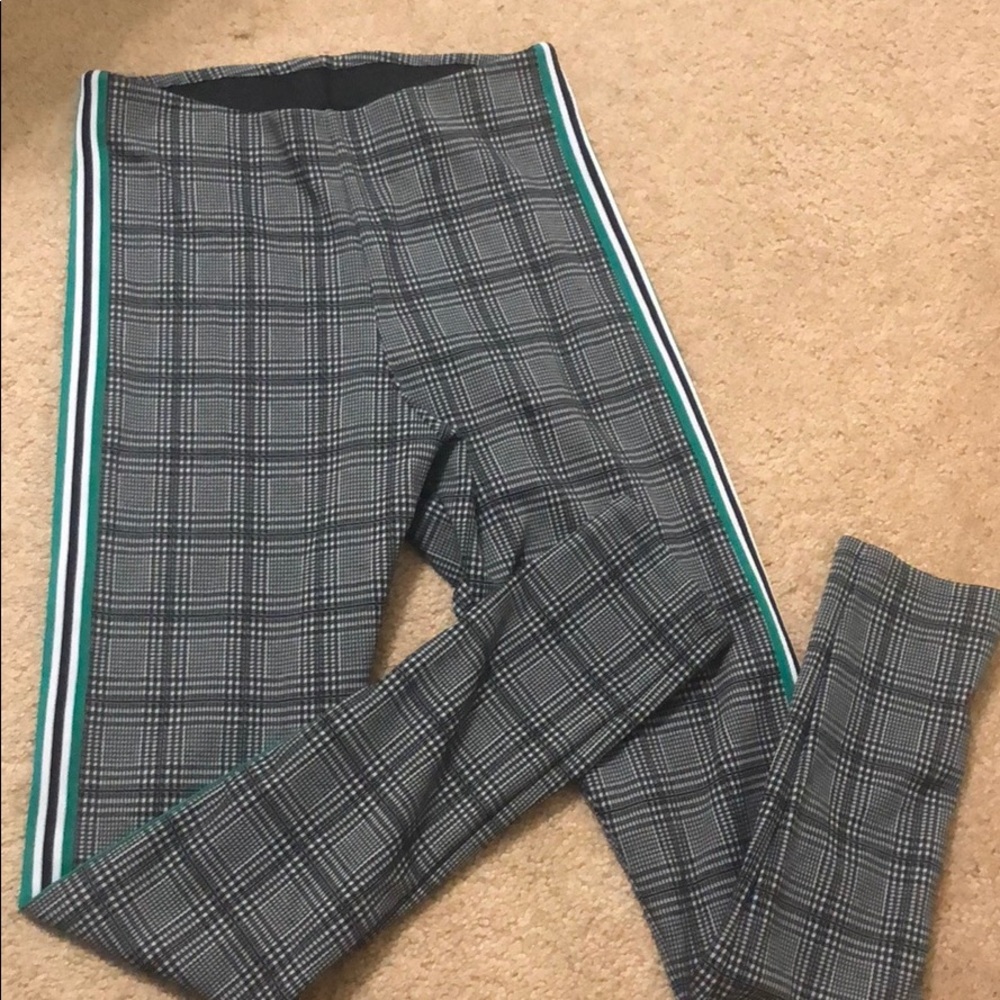 Patterned pants
